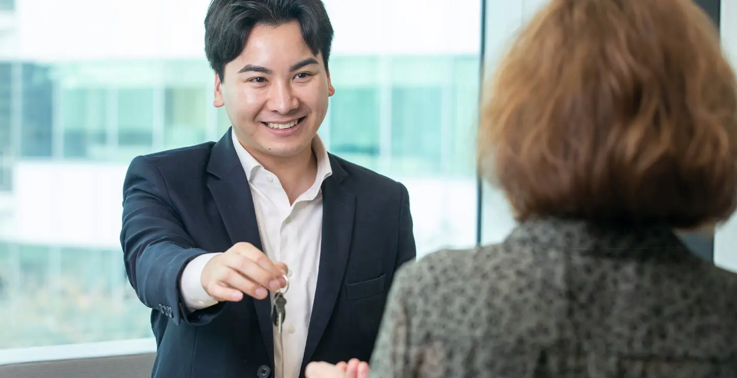 Real estate salesperson banner image