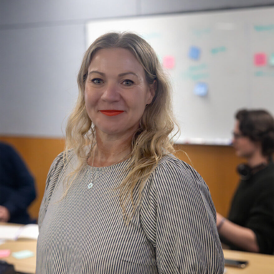 Section Business Individuals 880x880